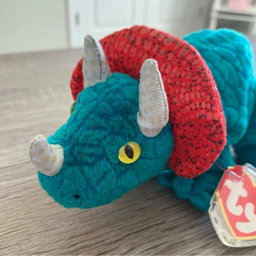 Hornsly 2000 TY Beanie Babies Collectable Dinosaur Plush